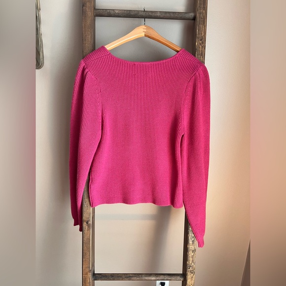 NWT Bubble Sleeve Magenta Sweater - Picture 2 of 5